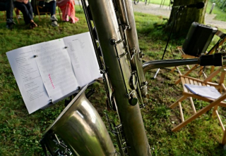 Saxophon und Noten